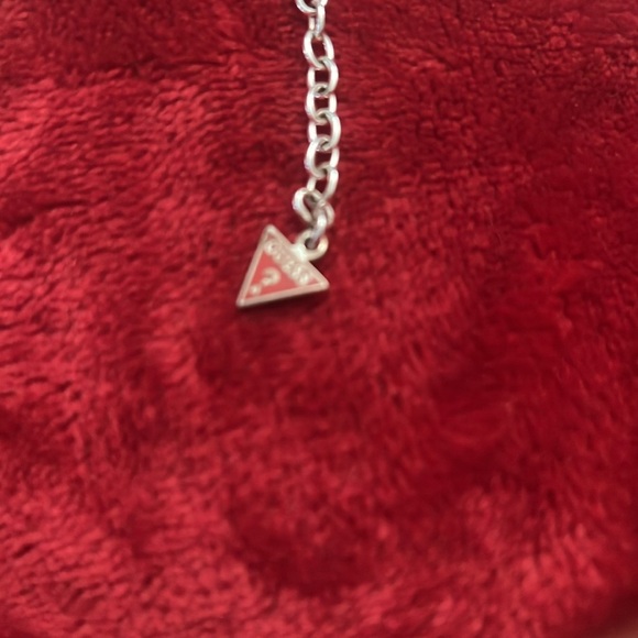 #26 Silver Tone & Red Enamel GUESS Charm necklace - Picture 4 of 5